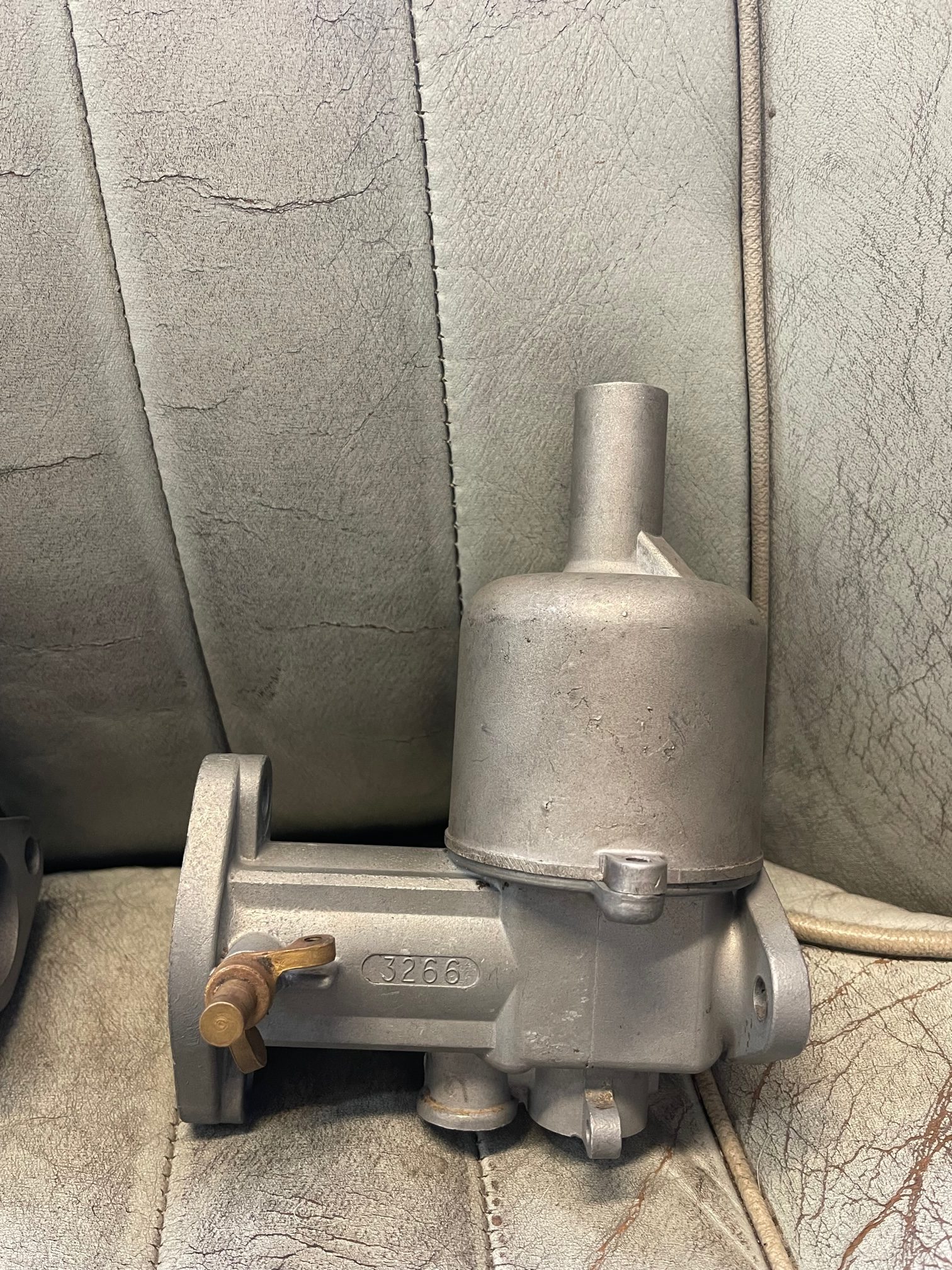 Vergaser 3.5lt, C1813, 3266 – Bild 2
