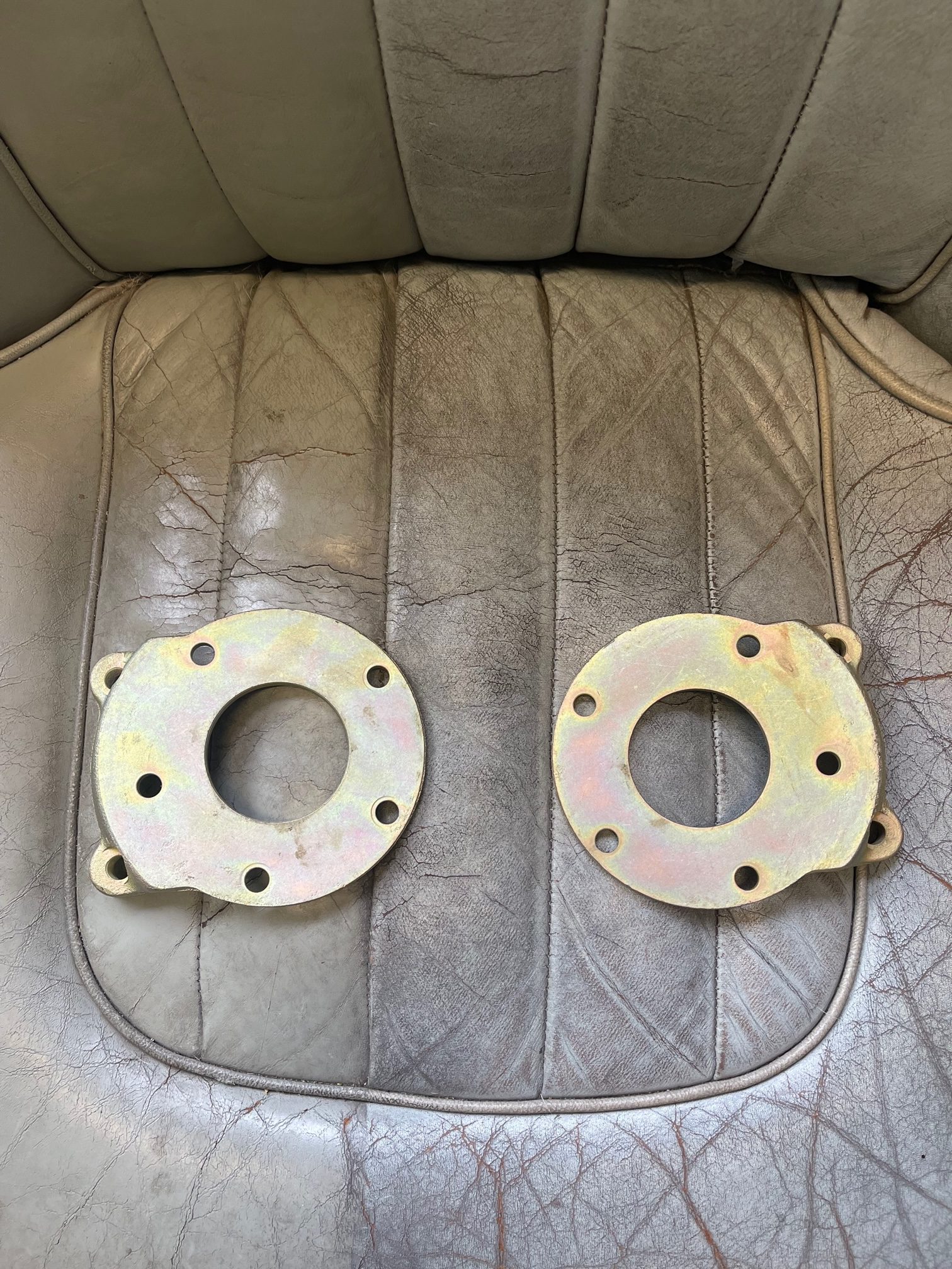 Adapterplatten Bremszange hinten XK150, C18587/8 – Bild 2