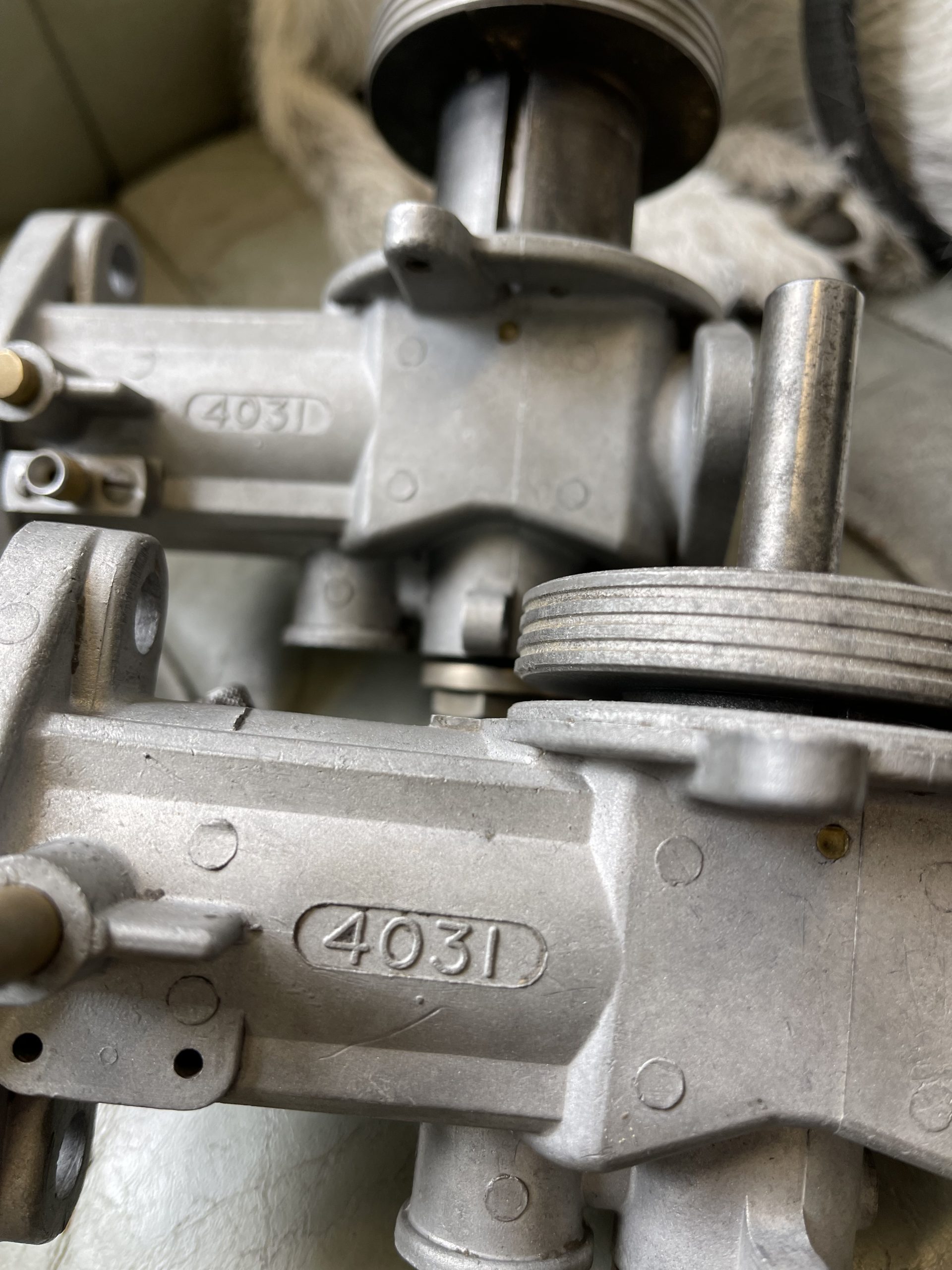 Vergasergehäusr S/S C813 (4031) – Bild 2