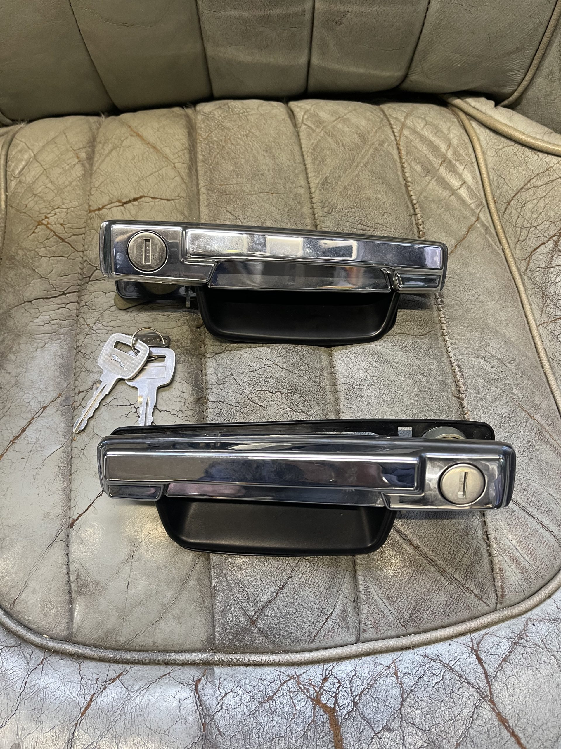 Türgriff Paar XJ-S S/S BD46791 (BEC5339)