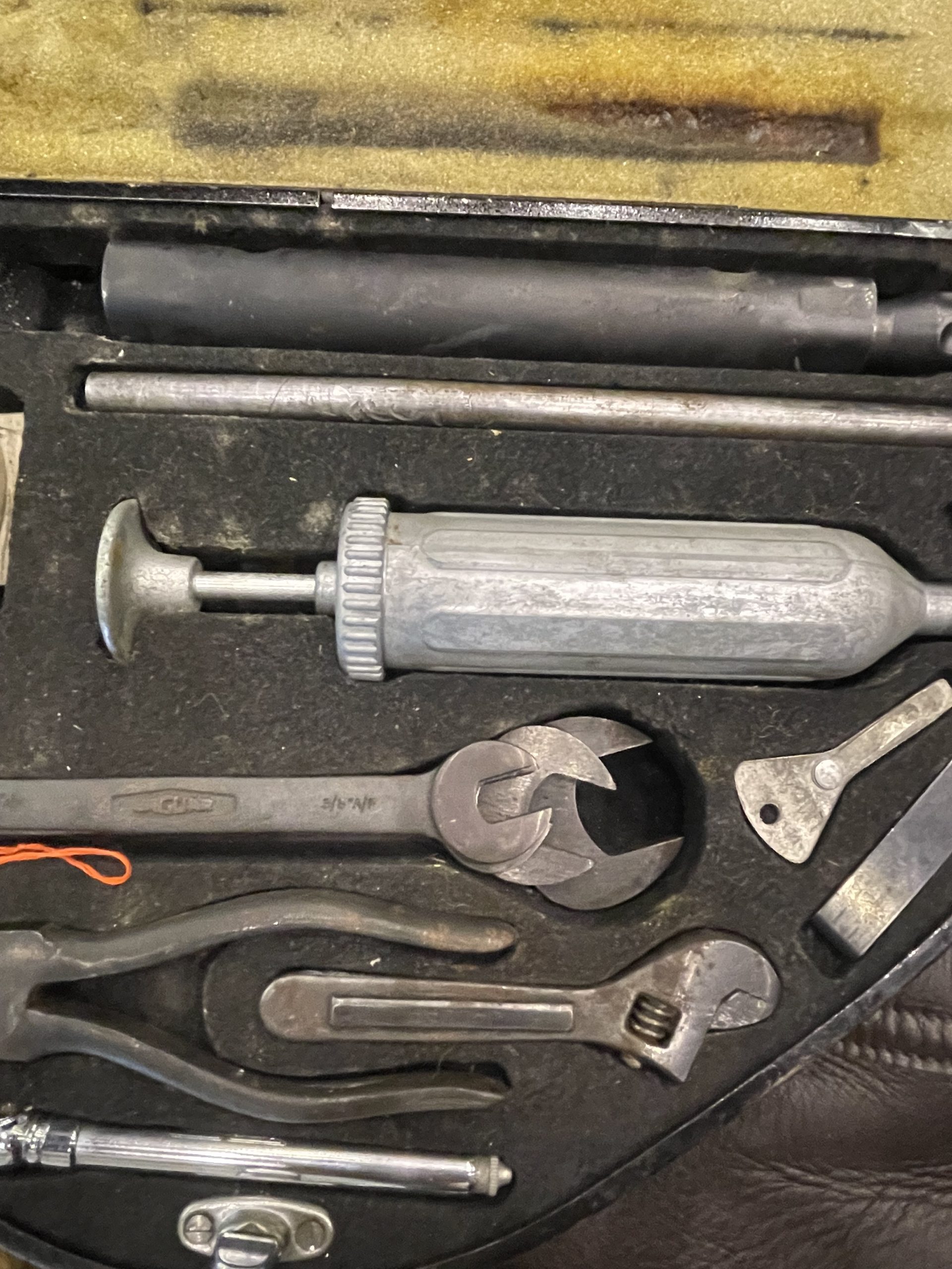 Werkzeugsatz Mk10 komplett – Bild 3