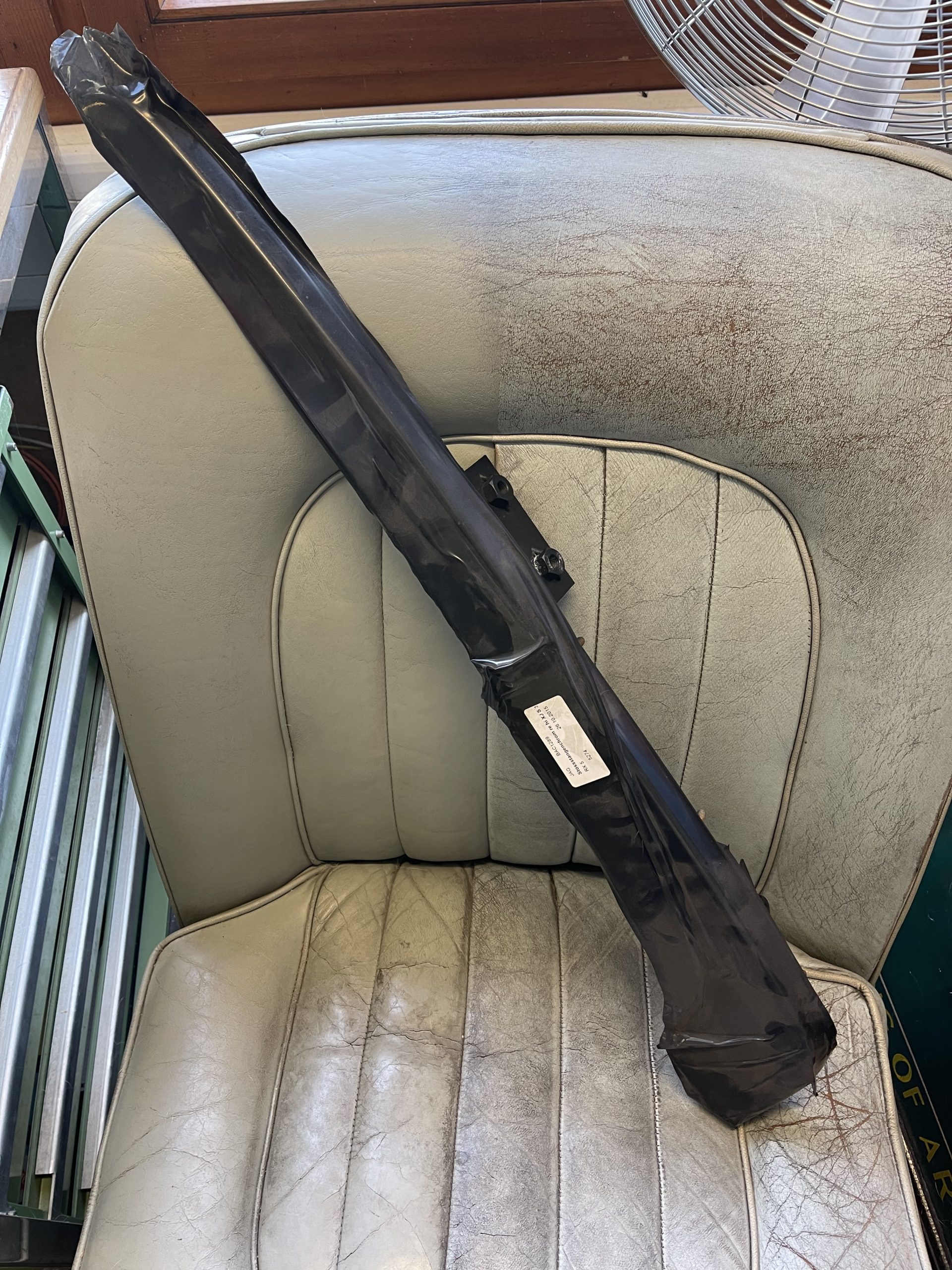 Stossstangenchrom re hi XJ S 3 NLA, netto (BAC1289) – Bild 2