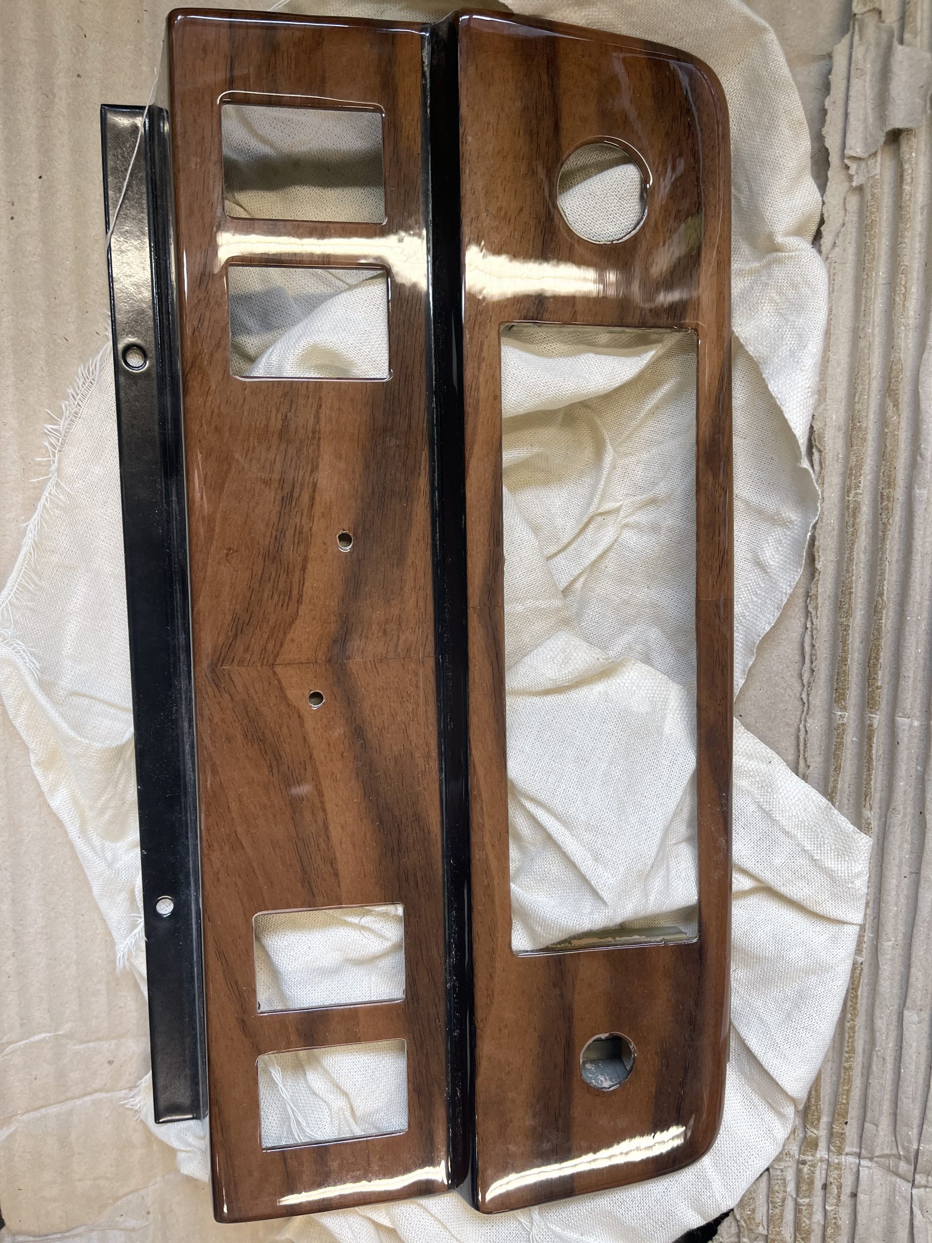 Holz Arm-brettmittelteil mit Comp. AT (BAC5985)