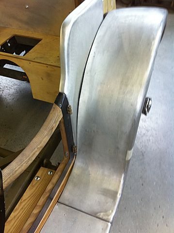 Abstimmen hinterer Kotflügel auf Carrosserie